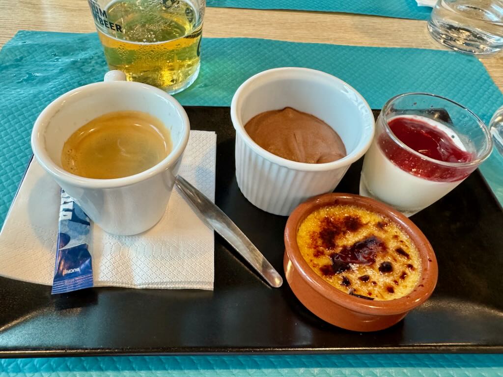 Café Gourmand in der Marina Brasserie