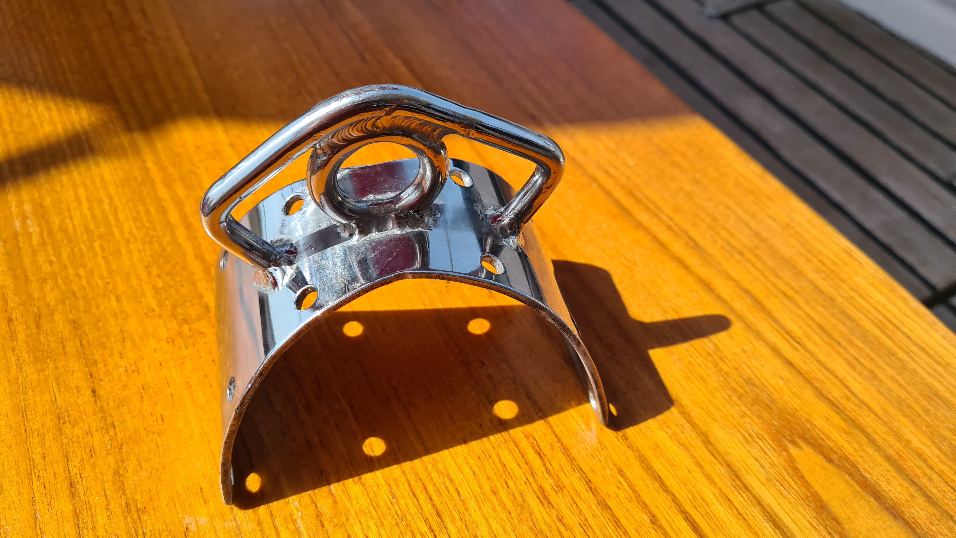 Reparierter Großbaumbeschlag