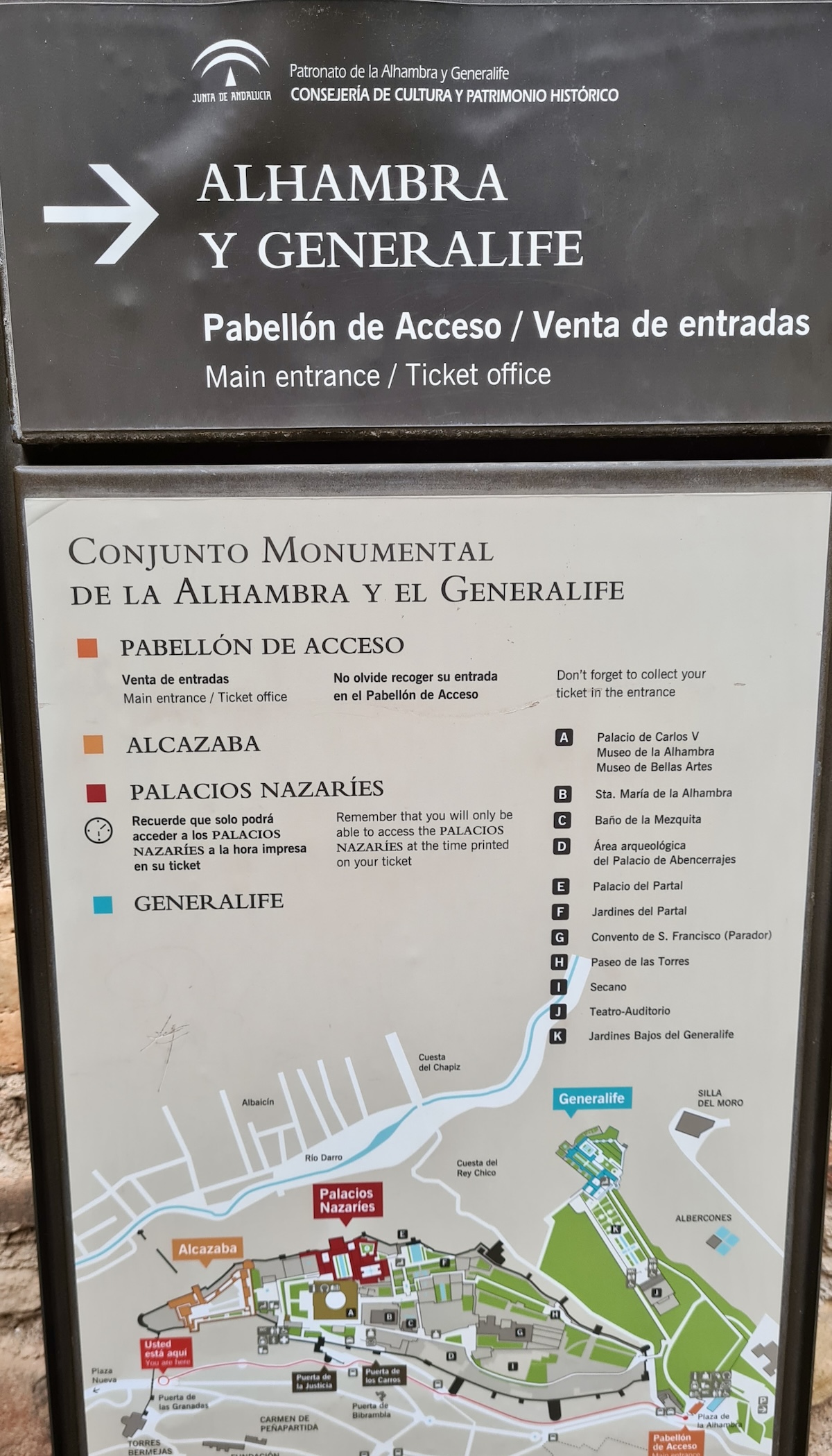 Alhambra - Am Haupteingang