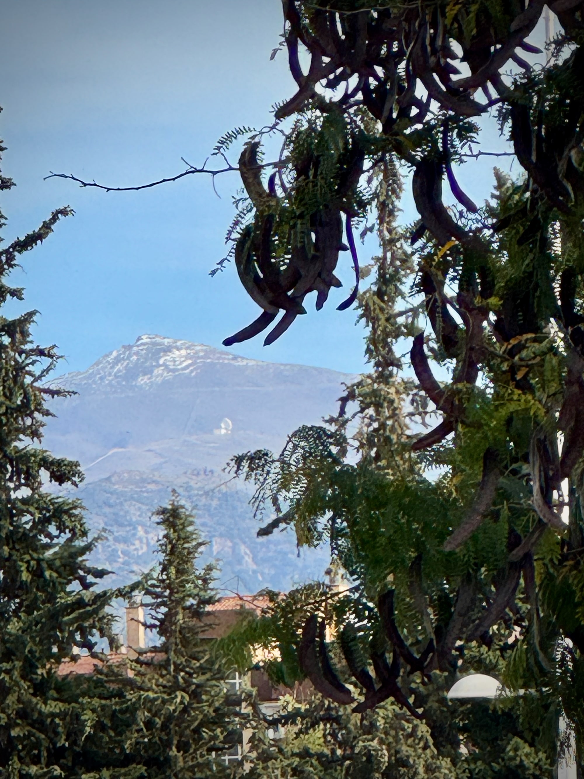 Schnee auf dem Gipfel der Sierra Nevada