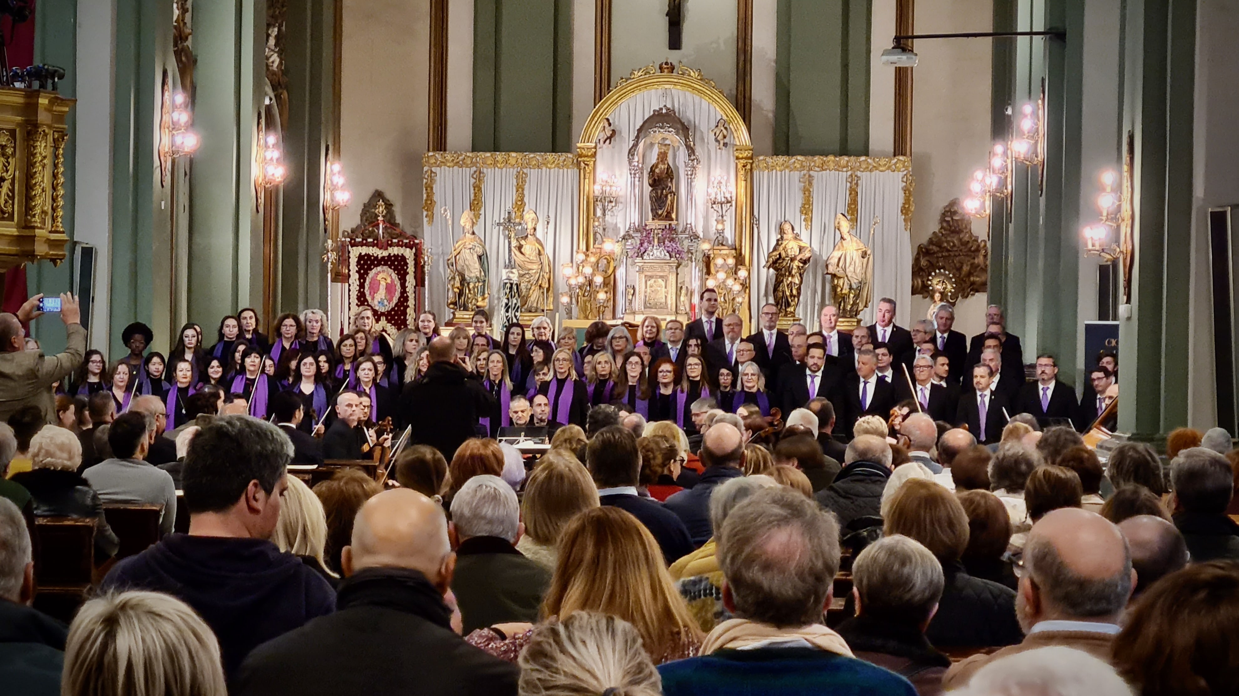 Der Messias mit Sinfonieorchester und Chor