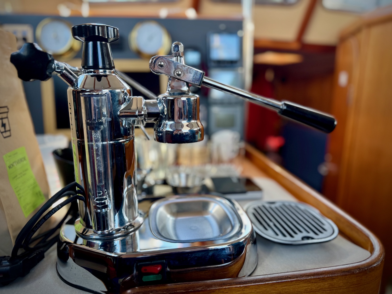 Unsere neue Maschine an Bord