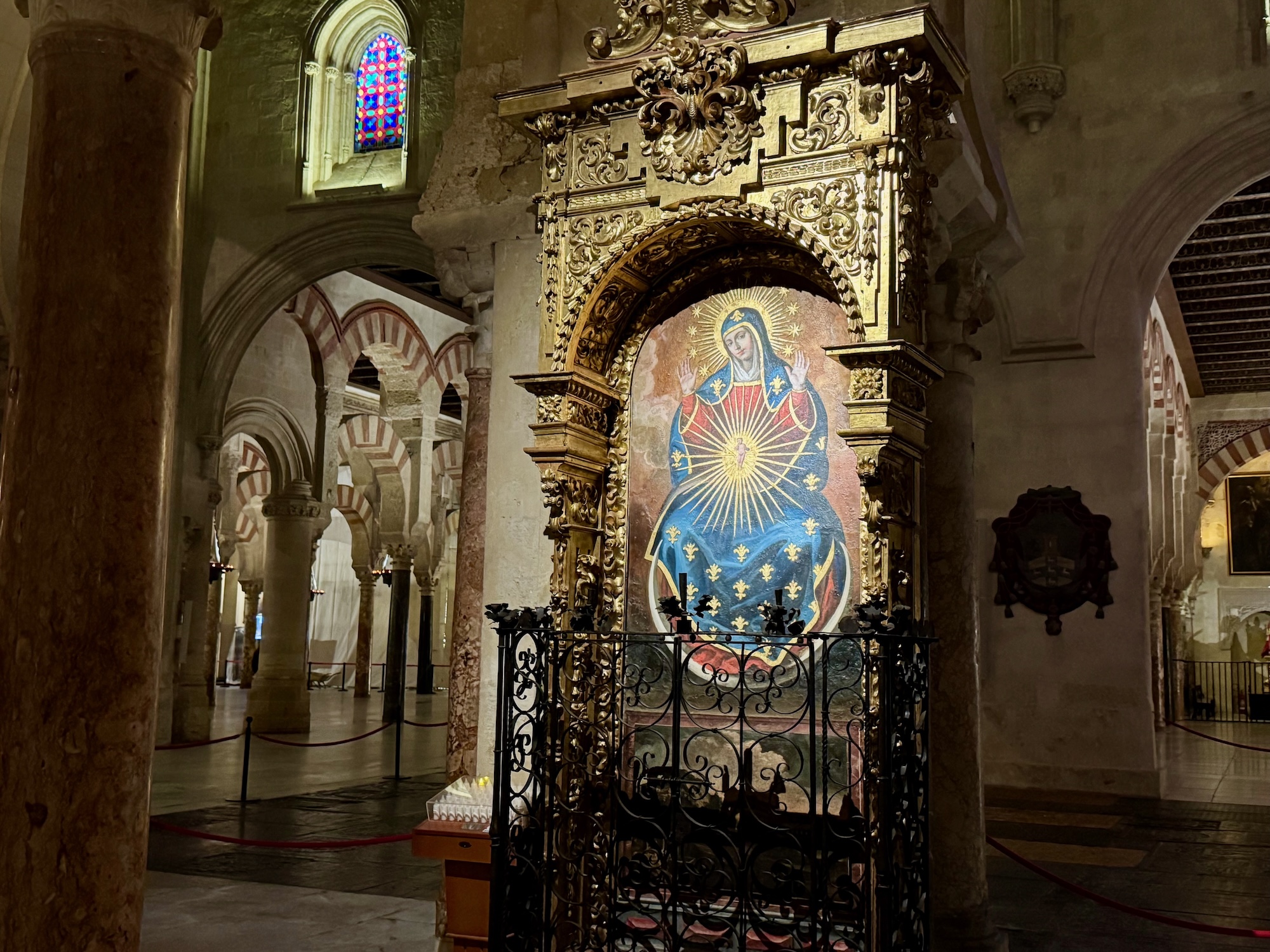 In der Moschee-Kathedrale 5