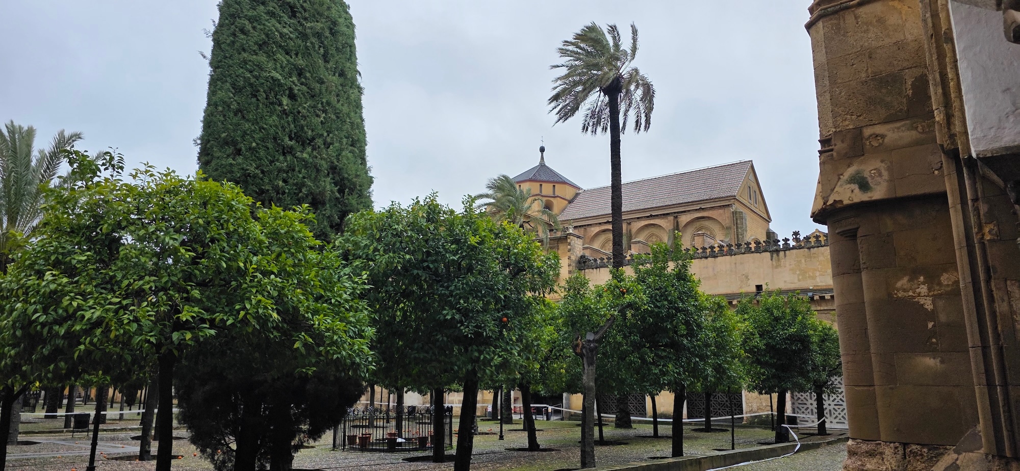 Orangenhof abgesperrt