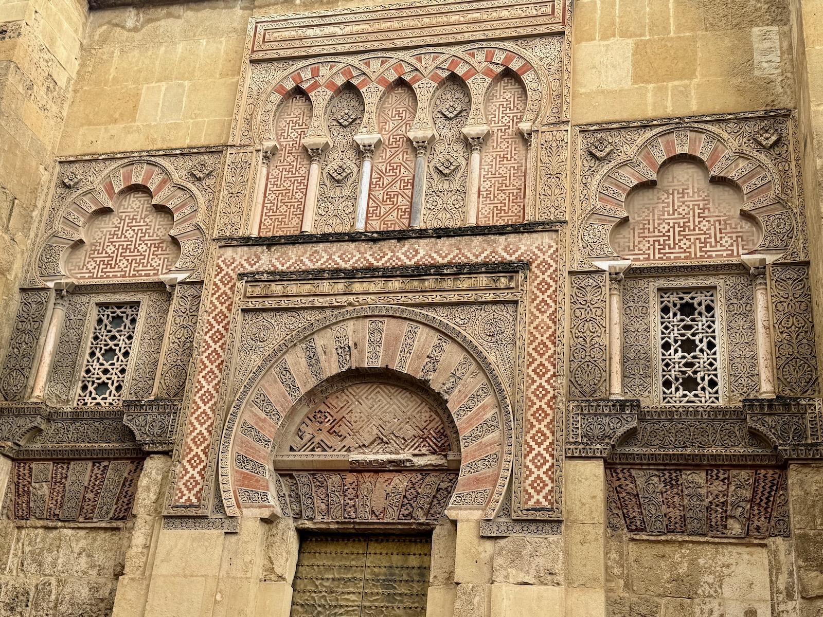 Cordoba – Aussenansicht Torbogen Moschee