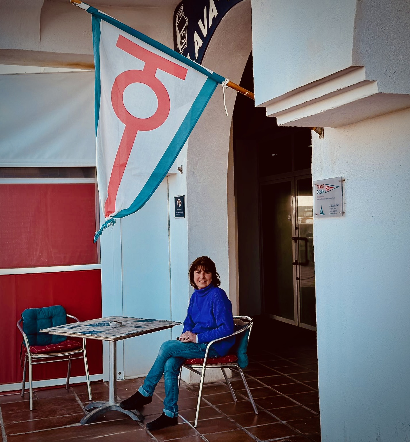 Alex vor der Wäscherei