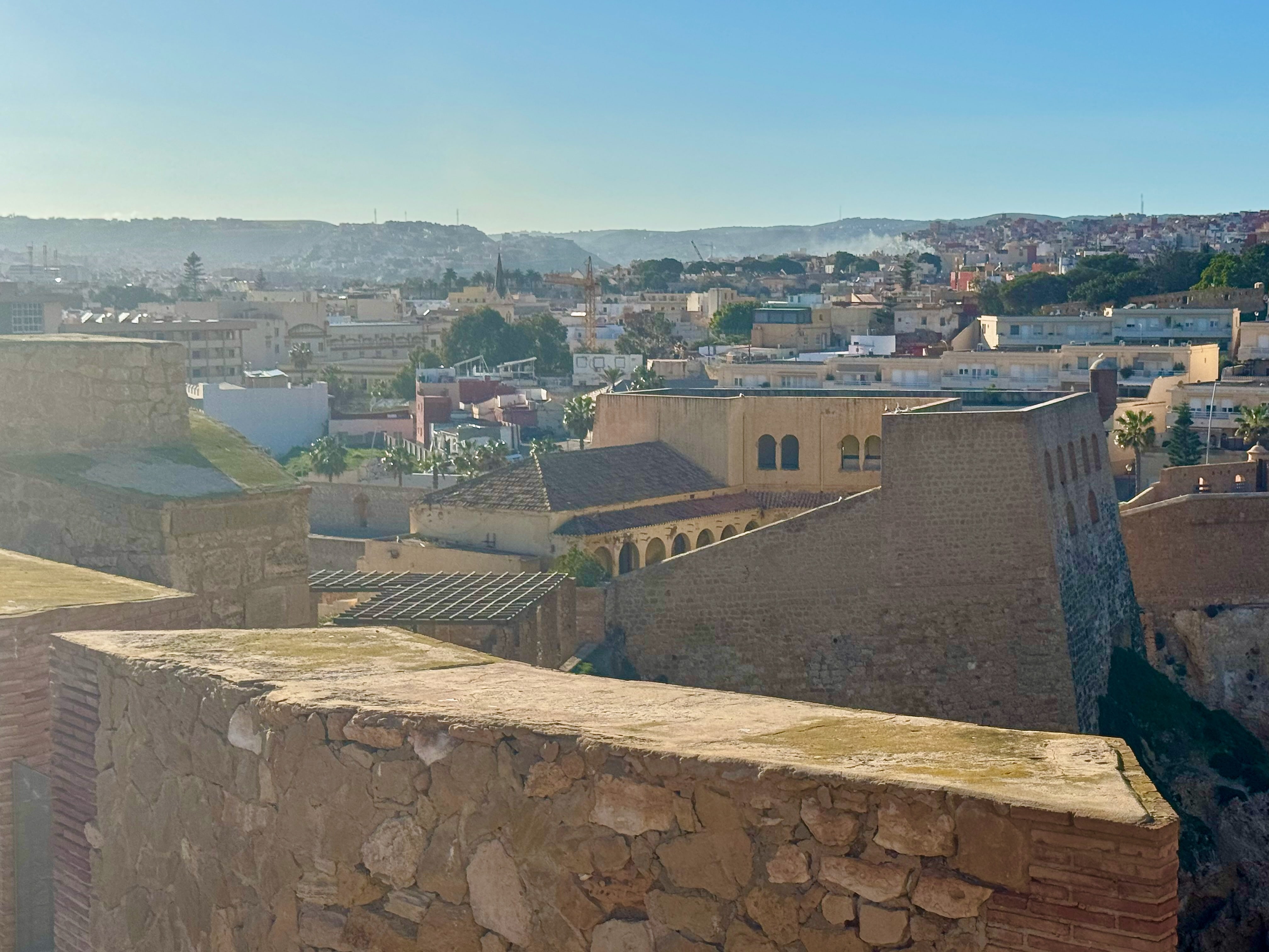 Festungsmauern und Stadt