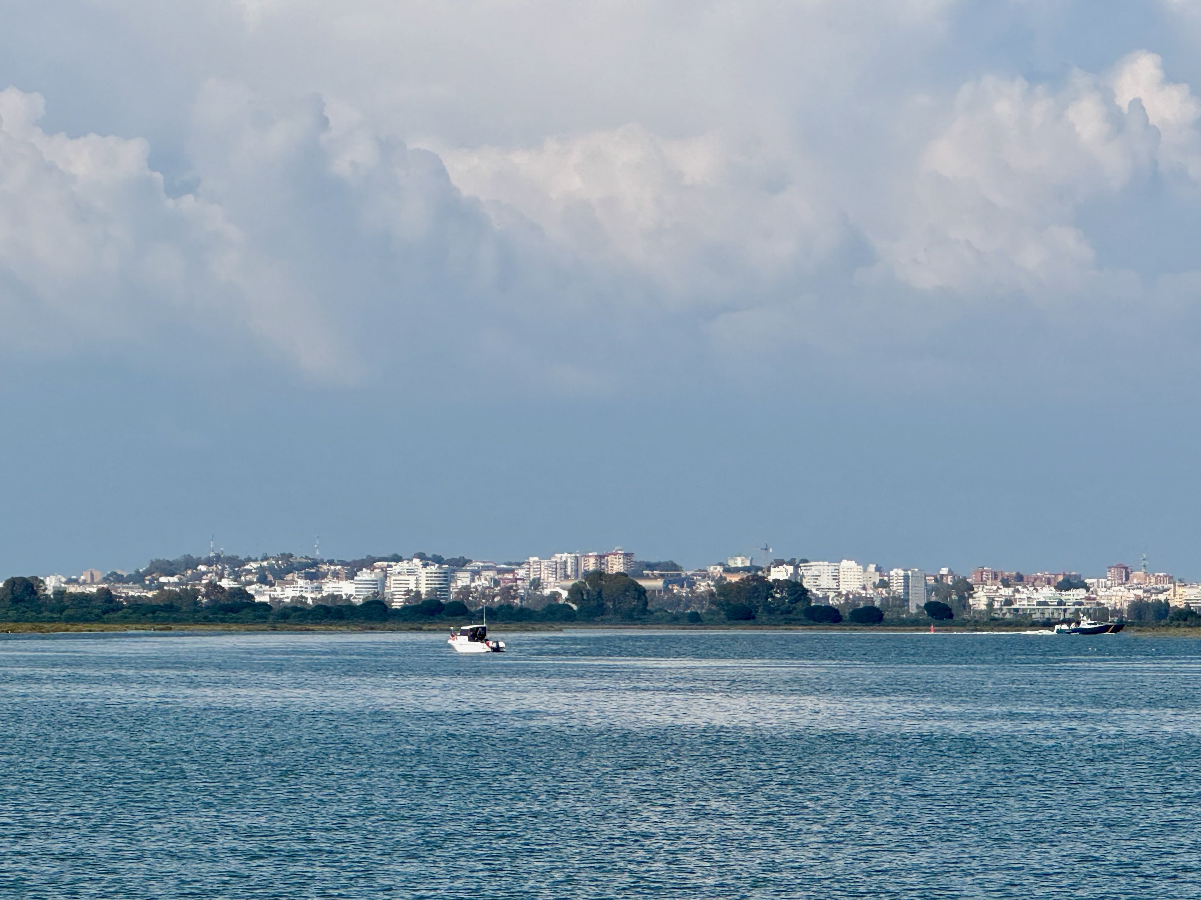 Huelva in der Ferne