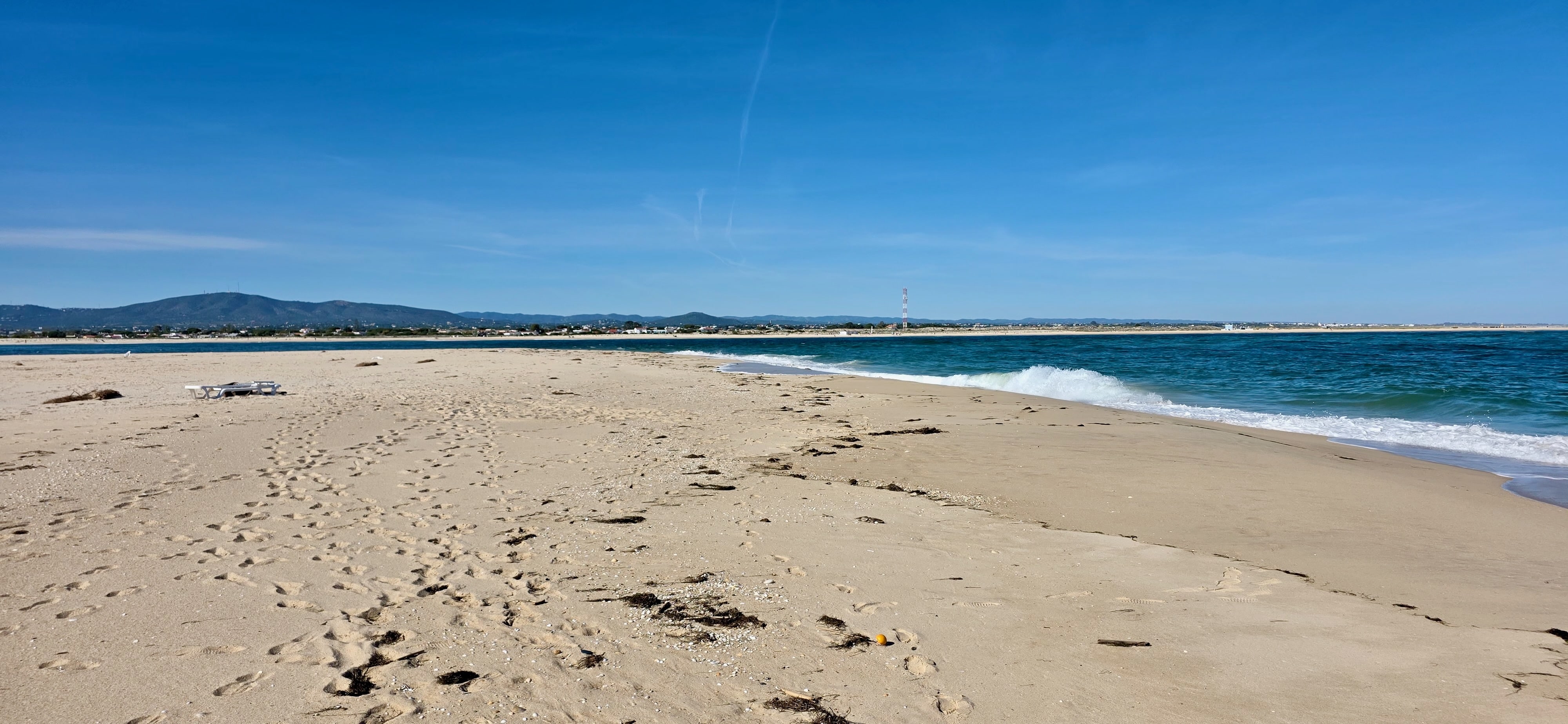 Strandwanderung zur anderen Durchfahrt