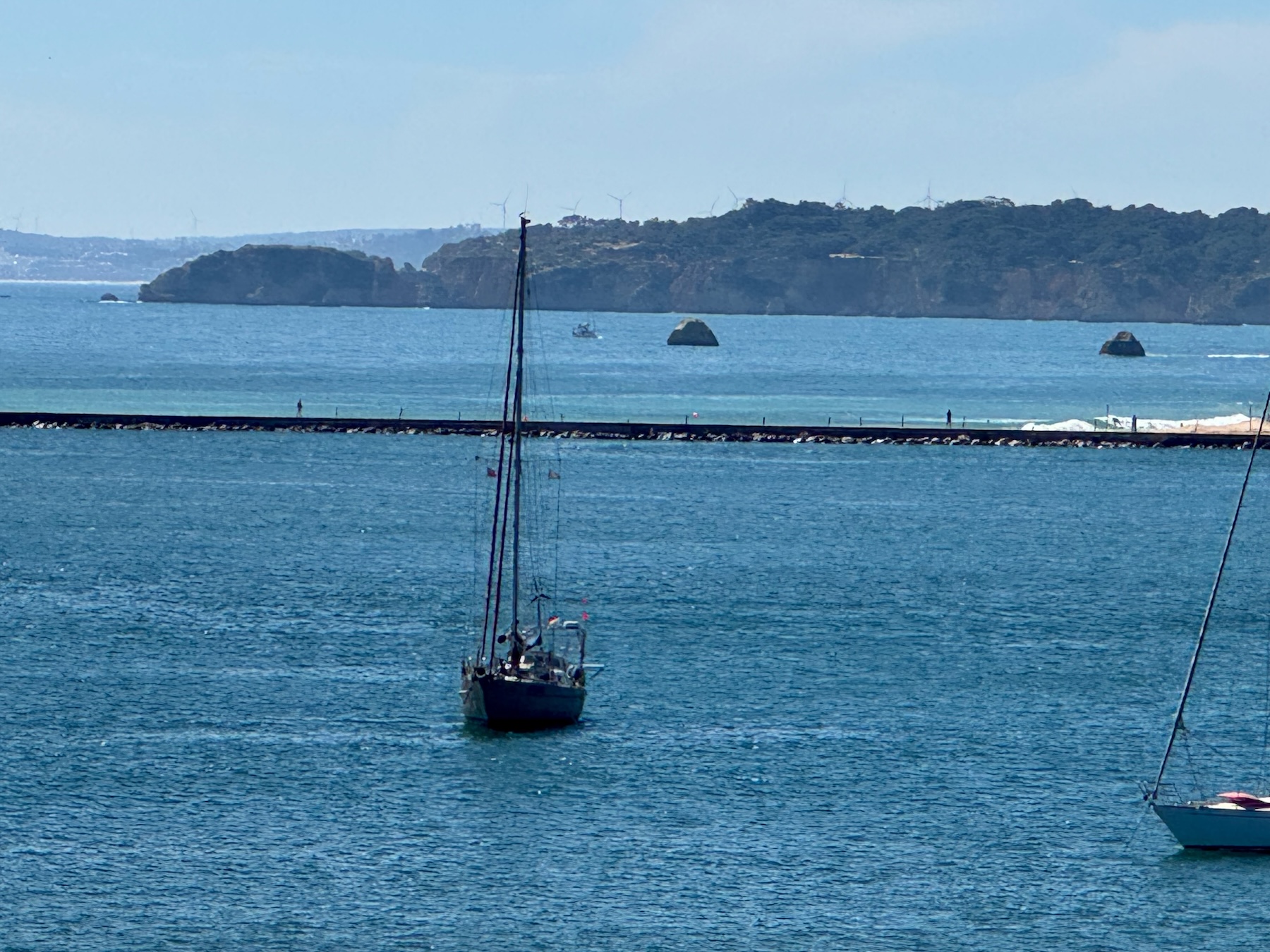 Frodo vor Anker bei Portimao