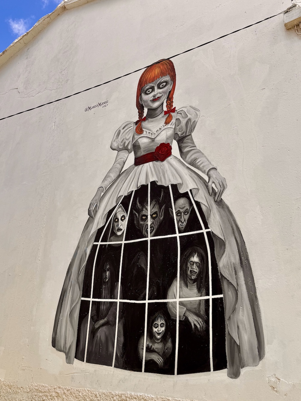 Im Canido Viertel Menina Gothic