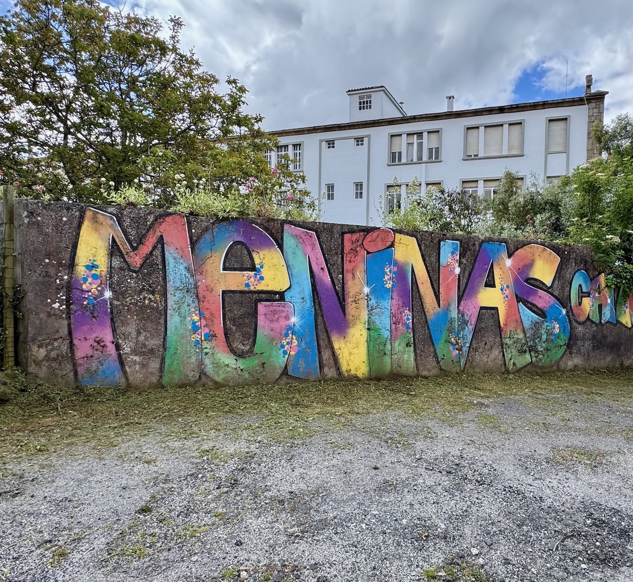 Im Canido Viertel Meninas Bunt