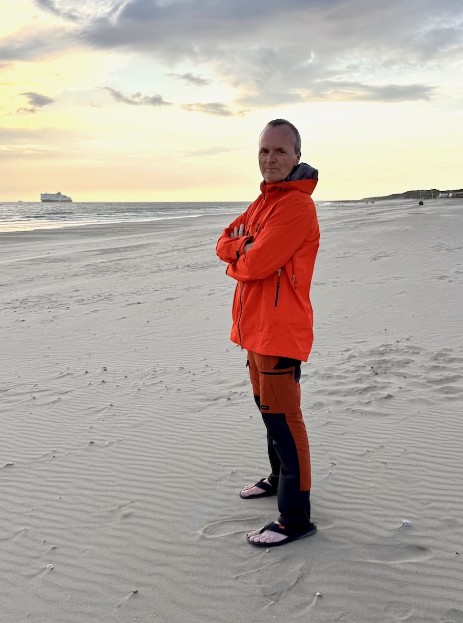 Thomas am Strand